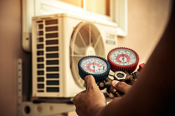 Professional Hvac technician working in Somerset, PA